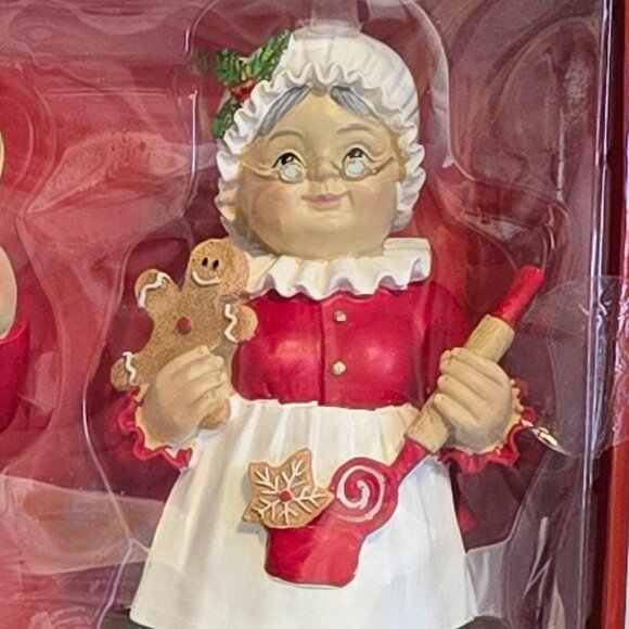 NWT Bakery Santa & Mrs Claus Figurine Set - Picture 3 of 3